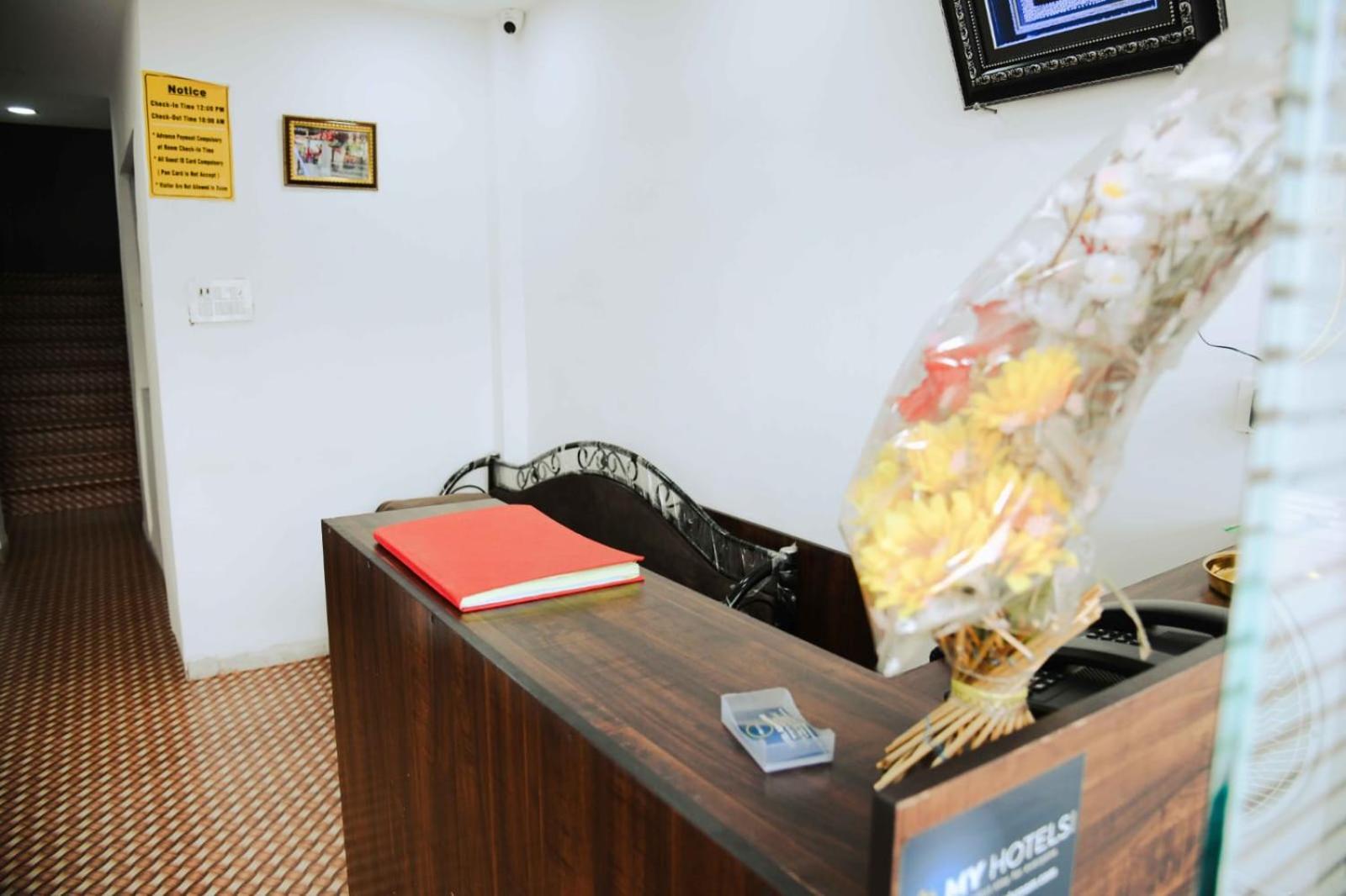 Hotel Abhinandan Indore Exterior foto